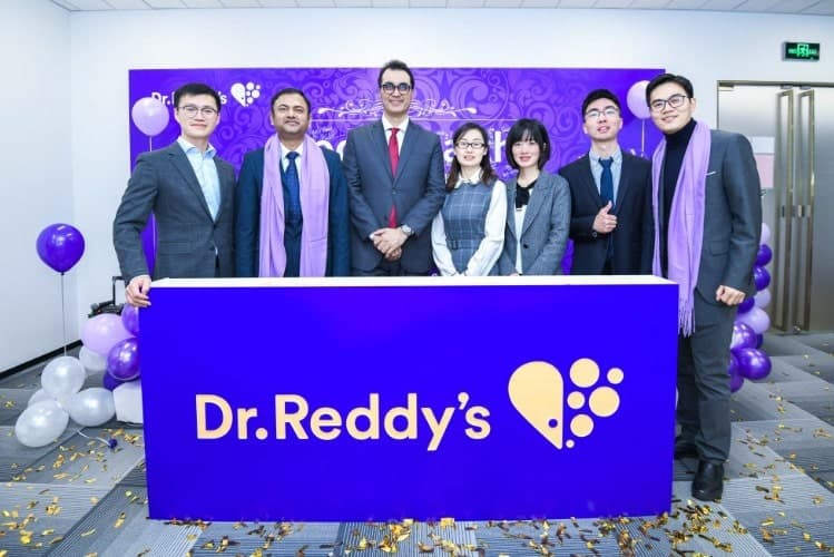 Equipe de API Dr. Reddy’s se muda para seu novo escritório na China
